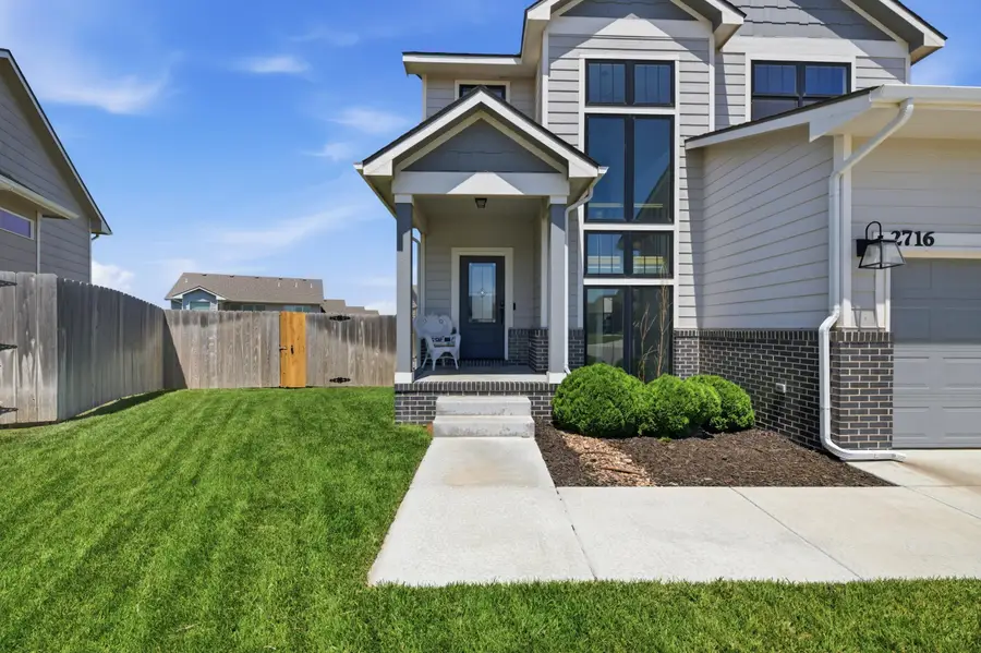 2716 S Prescott Ct, Wichita, KS 67215 - #2