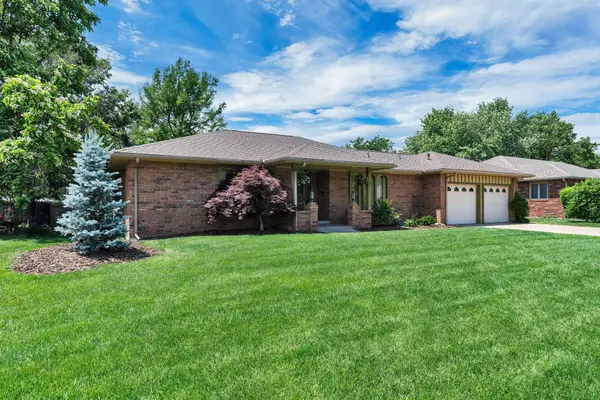 1557 N Caddy Ln, Wichita, KS 67212-1235