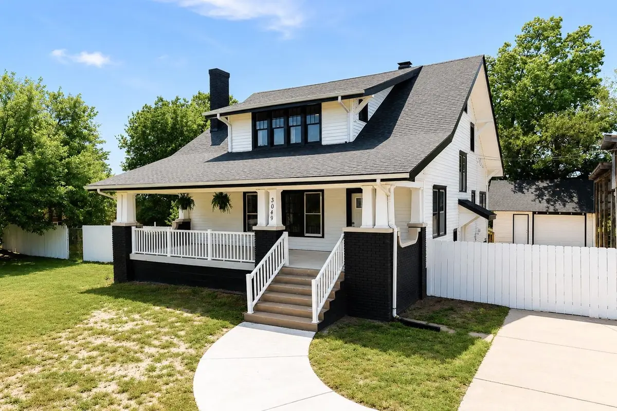 3049 S Old Lawrence Rd, Wichita, KS 67217 - #1