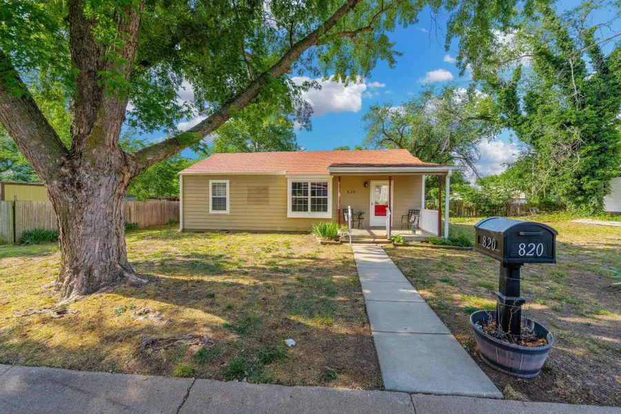820 W 7th, Wellington, KS 67152 - #2