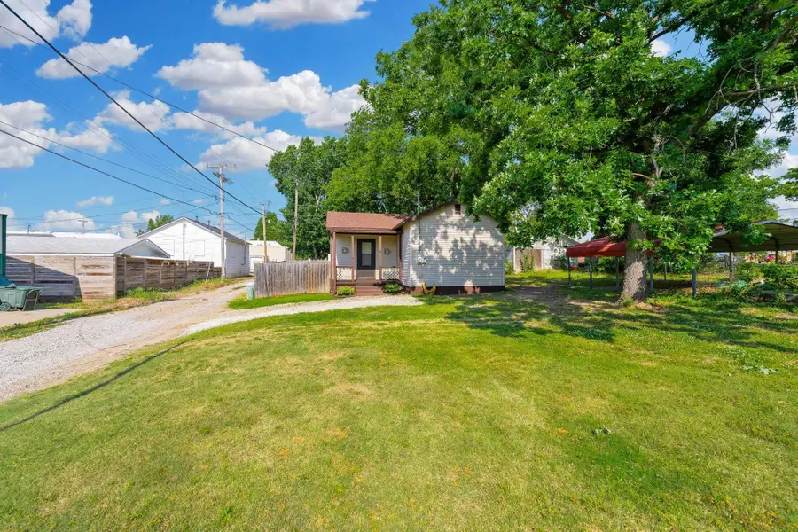 116 N B, Wellington, KS 67152 - #2