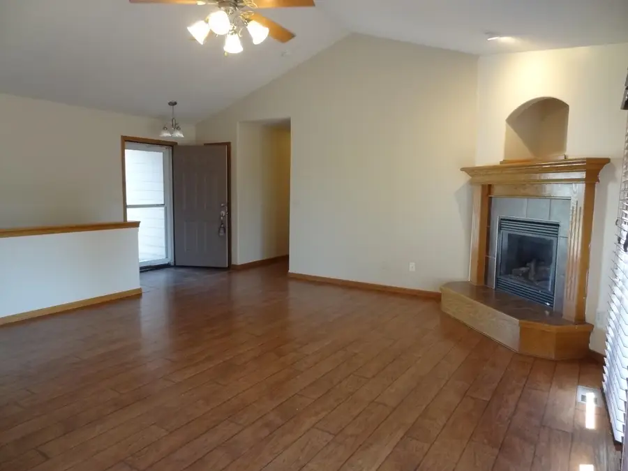 4602 E Willow Point Ct., Wichita, KS 67220 - #3
