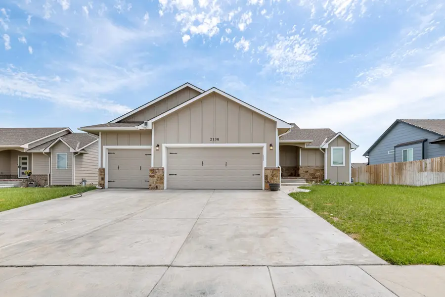2130 S Tara Falls St, Wichita, KS 67207 - #2