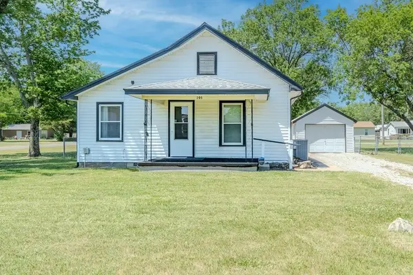 205 N Elm, Douglass, KS 67039