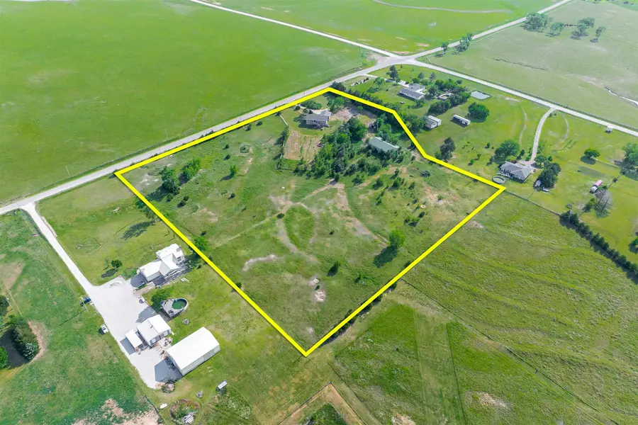 7112 W State St, Salina, KS 67401 - #3