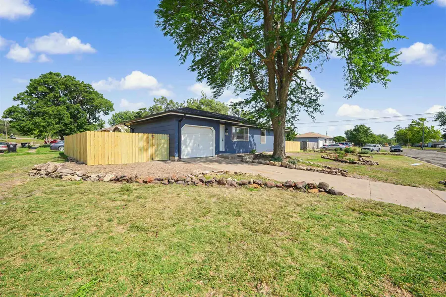 461 S Delaware Ave., Salina, KS 67401 - #3