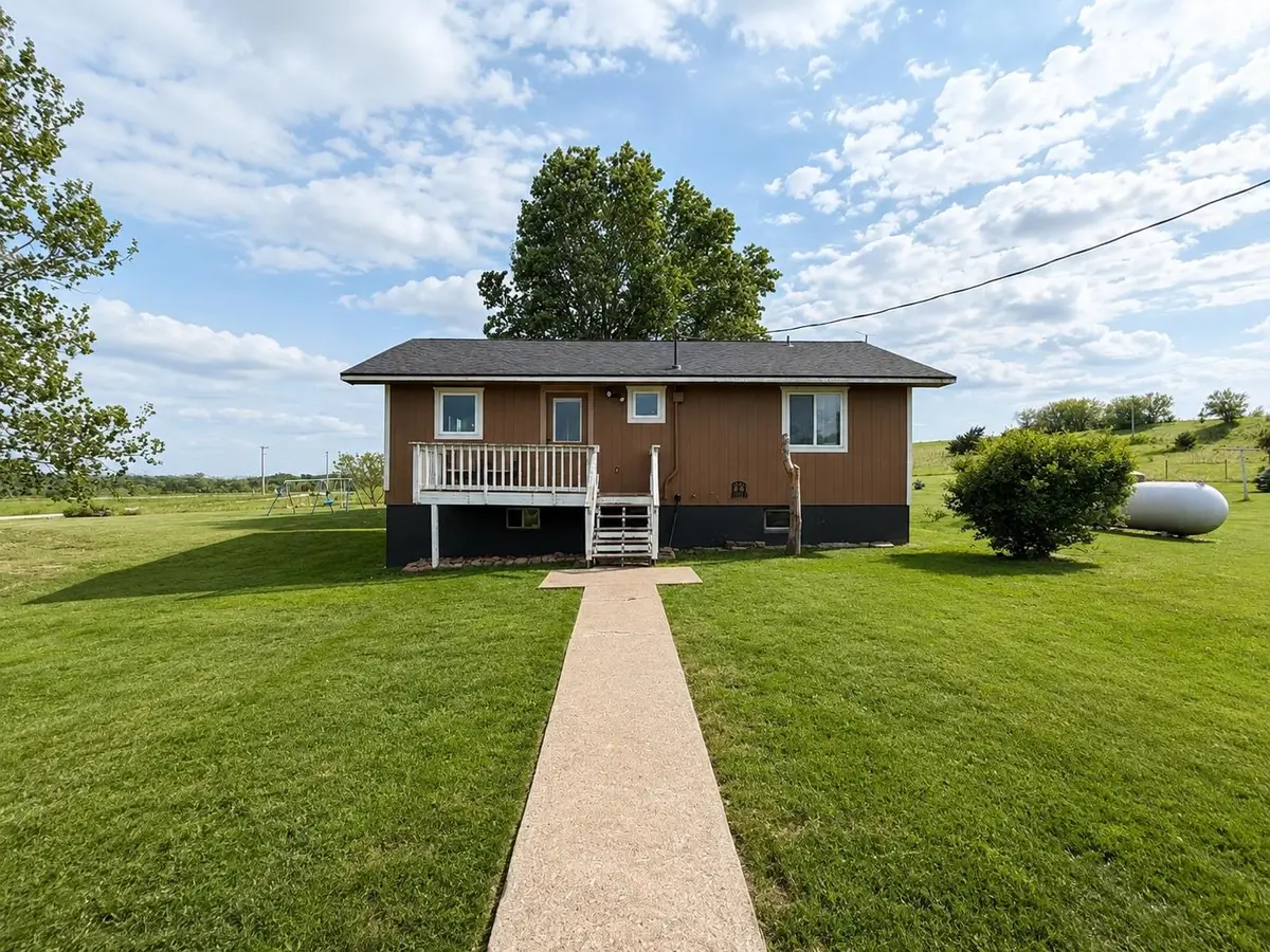 5736 118th Rd, Delia, KS 66418 - #1