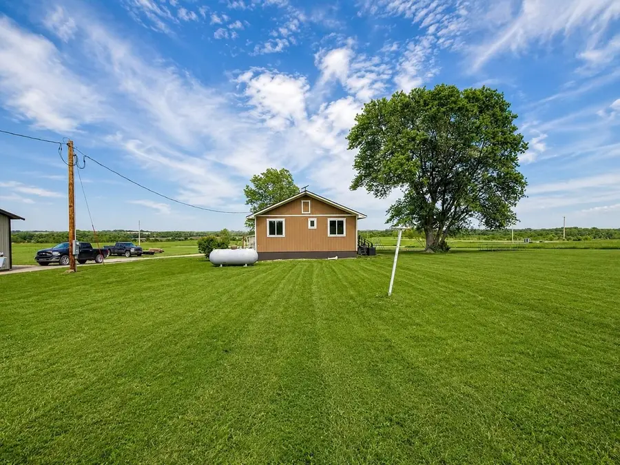 5736 118th Rd, Delia, KS 66418 - #3