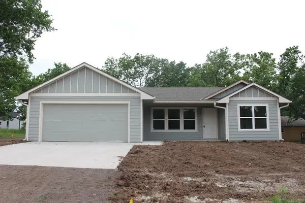 403 E 11th Ave, El Dorado, KS 67042