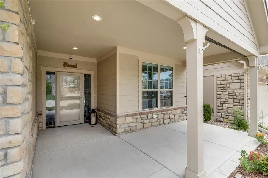 4936 N Prestwick Ave, Bel Aire, KS 67226 - #3