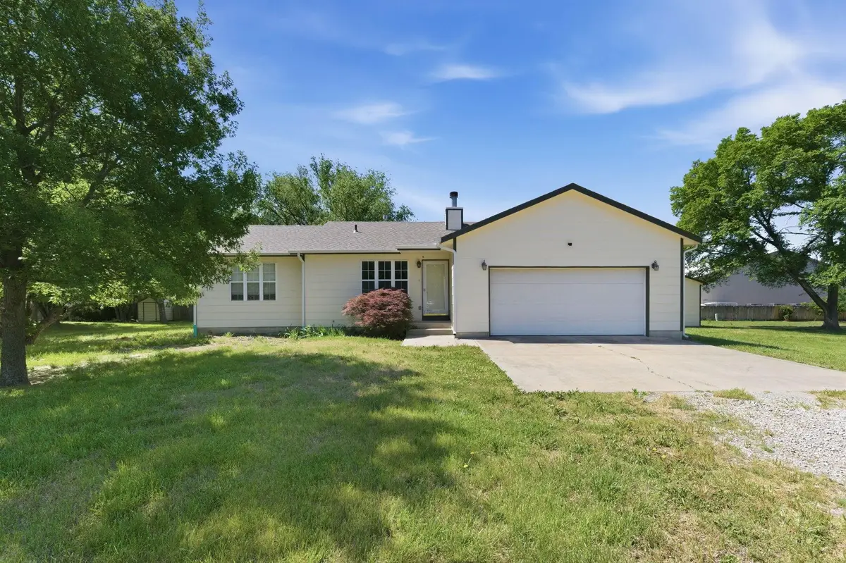 1521 E Rose Lane, Andover, KS 67002 - #1