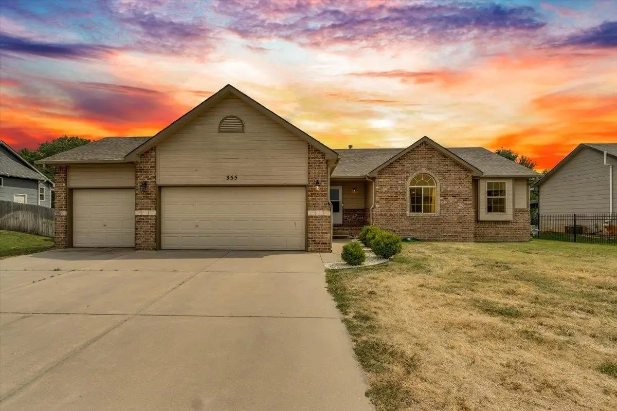 355 E Karla Ave, Haysville, KS 67060 - #1