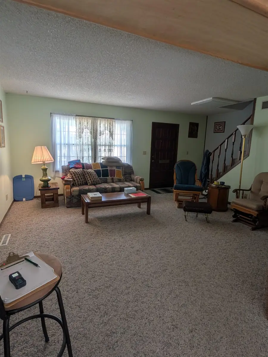 404 S Washington, Hillsboro, KS 67063 - #3