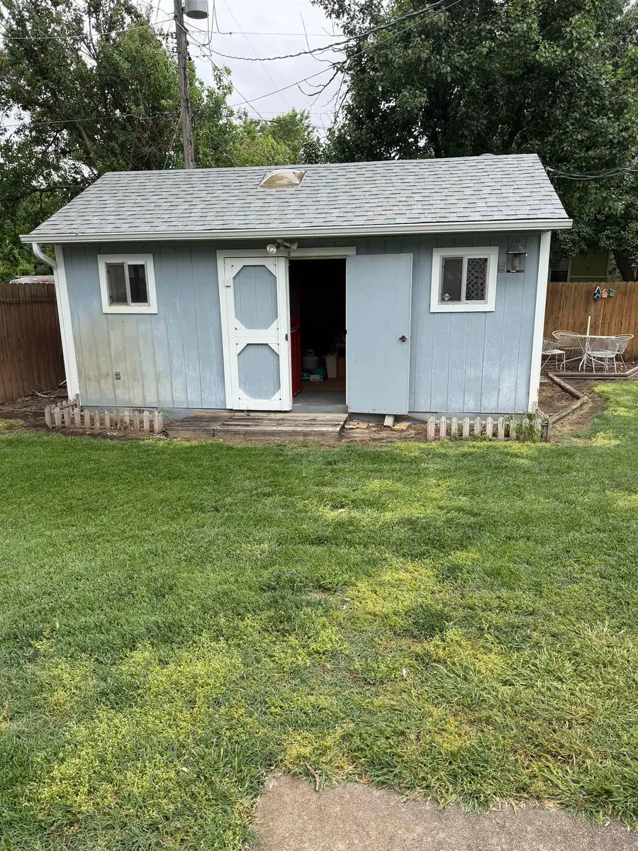 1927 N Richmond, Wichita, KS 67203 - #3