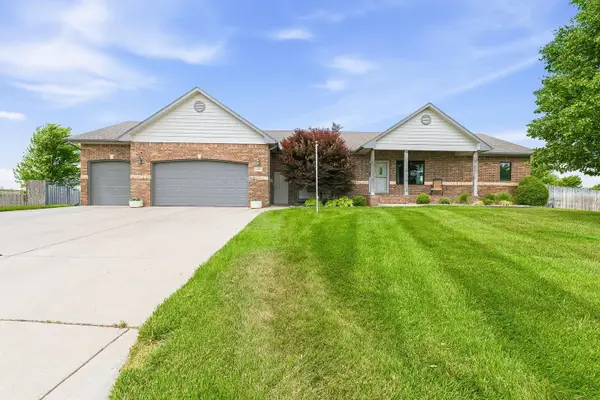 601 Autumn Ridge, Newton, KS 67114