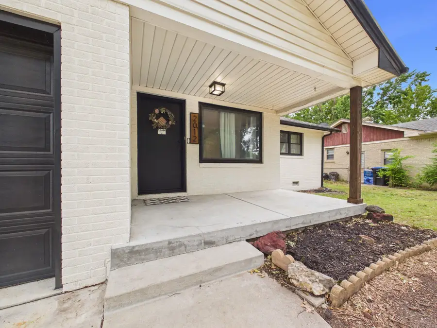 2012 S Ridgewood Dr, Wichita, KS 67218 - #3