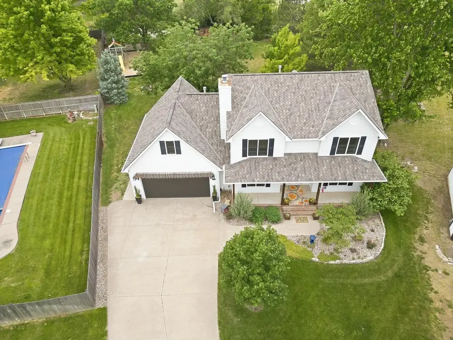 1603 N Woodridge Ct, Wichita, KS 67206 - #2