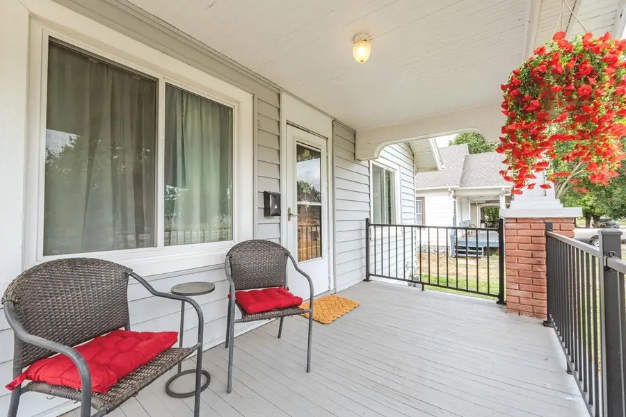 623 S Grove Dr, Wichita, KS 67211 - #3