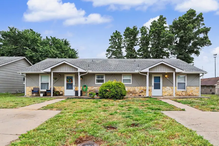 805-807 E 2nd St, Douglass, KS 67039 - #2
