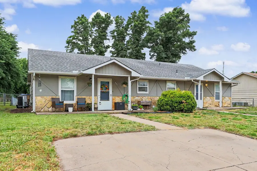 805-807 E 2nd St, Douglass, KS 67039 - #3