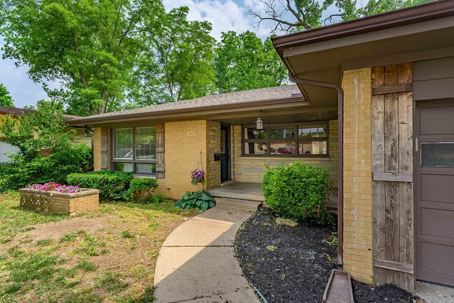 3219 E Skinner, Wichita, KS 67218-3942 - #3