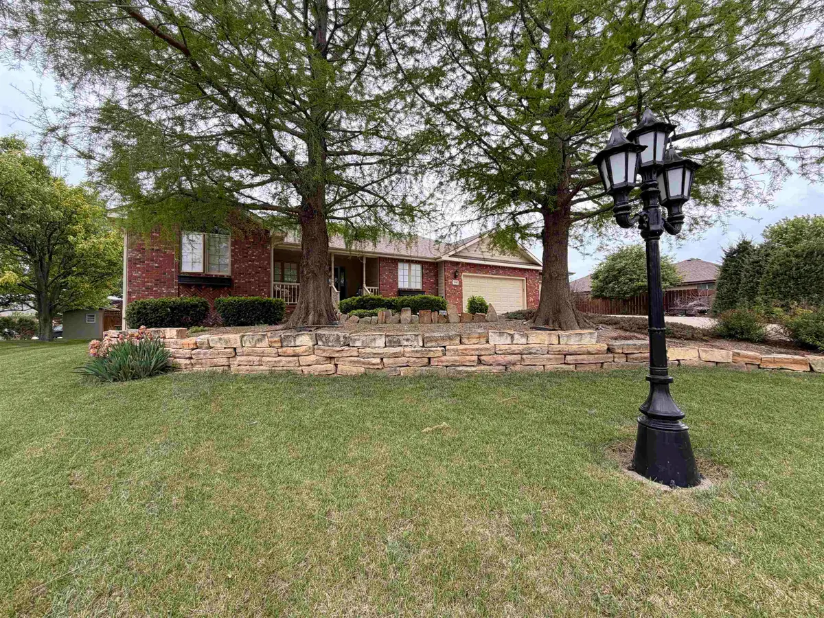 2808 Argonne Ct, Salina, KS 67401 - #1