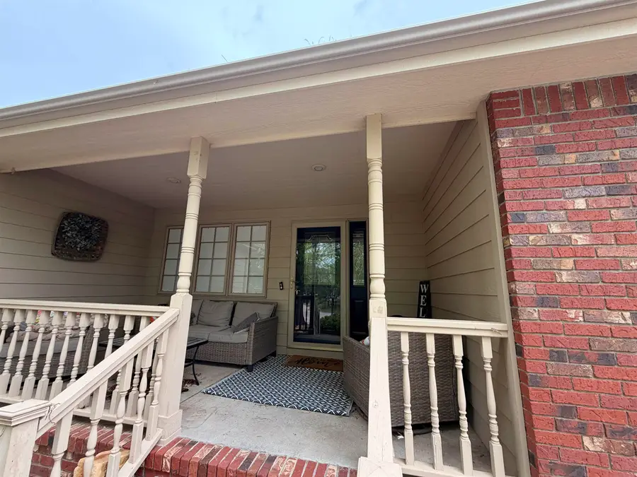 2808 Argonne Ct, Salina, KS 67401 - #2