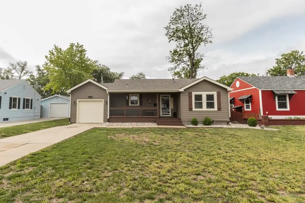 416 E Claflin Ave, Salina, KS 67401 - #1