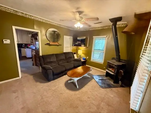 321 W Violet Ave, Potwin, KS 67123 - #3