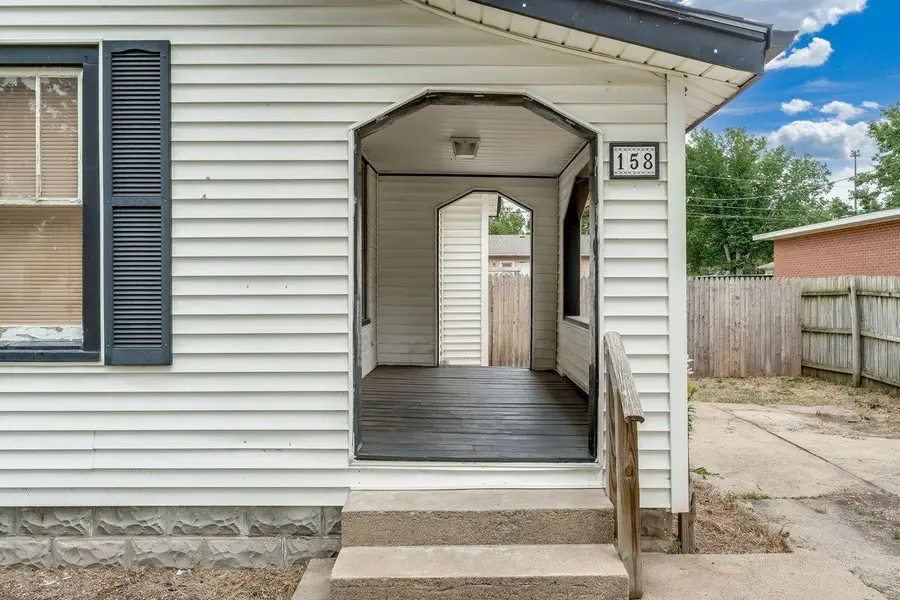 158 N Mccomas St, Wichita, KS 67203 - #2