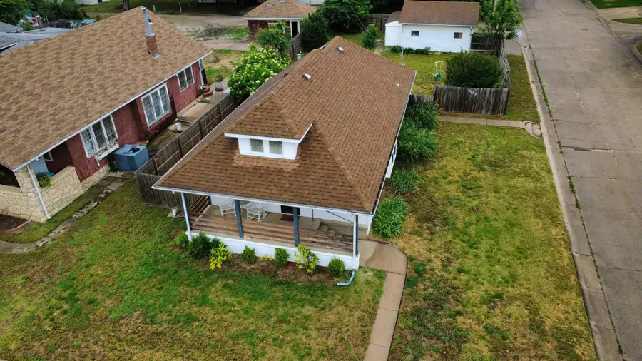 903 N Washington, Wellington, KS 67152 - #2