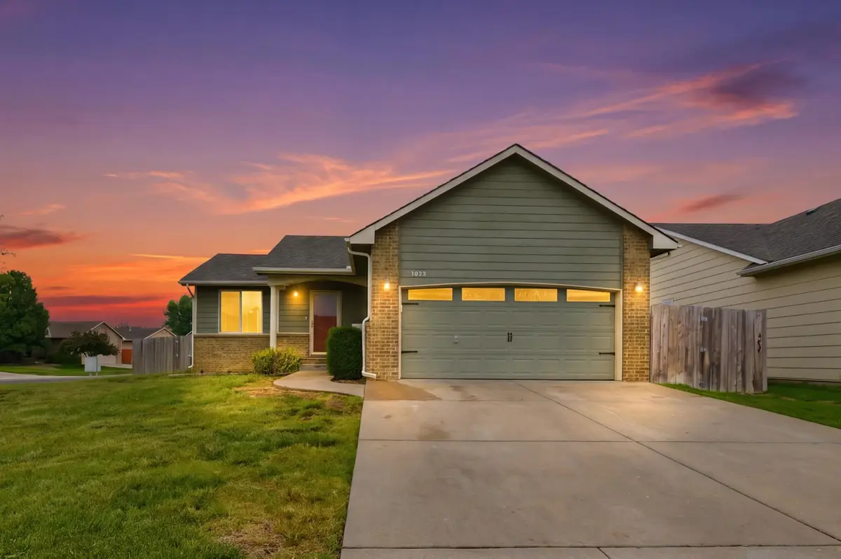 1679 S Lynnrae Ct, Wichita, KS 67207 - #1