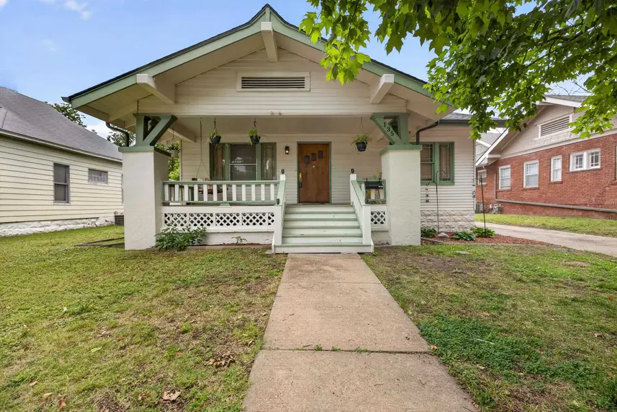 135 S Volustia Avenue, Wichita, KS 67211 - #2
