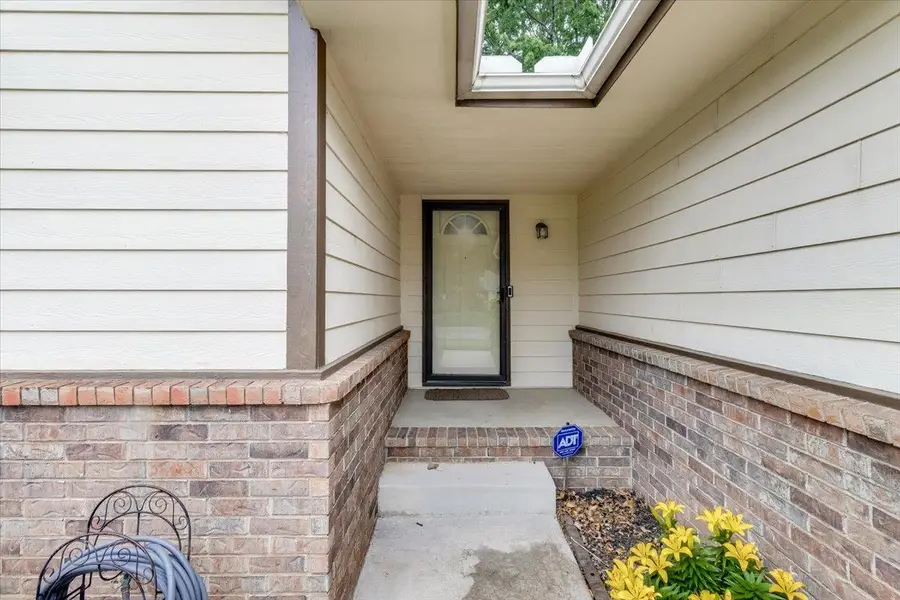 1559 N Covington, Wichita, KS 67212 - #2