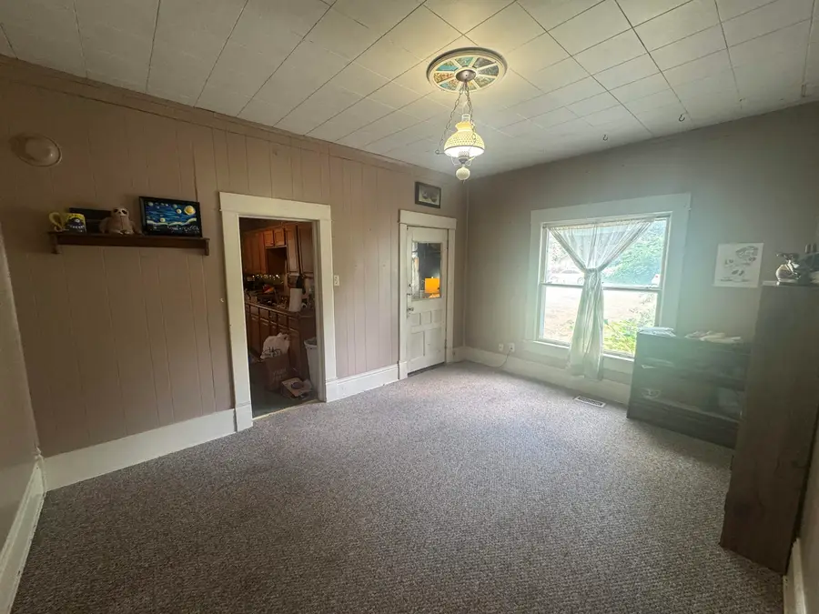 618 E 9th, Winfield, KS 67156 - #3