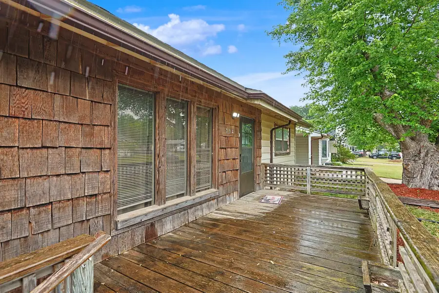 714 W 25th St S, Wichita, KS 67217 - #2