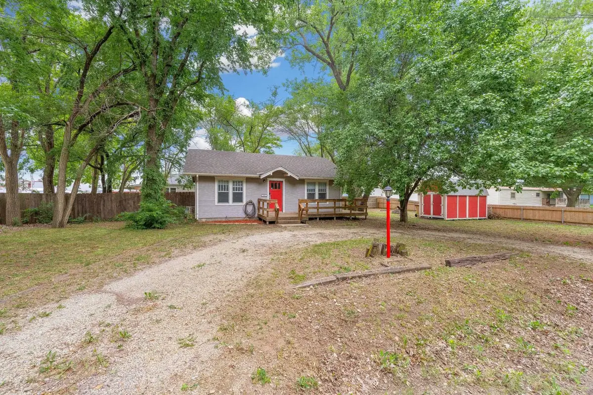103 W 57th St N, Wichita, KS 67204-2101 - #1