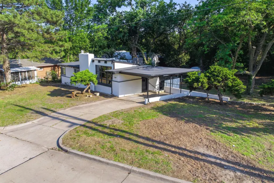 3527 E 15th, Wichita, KS 67208 - #2