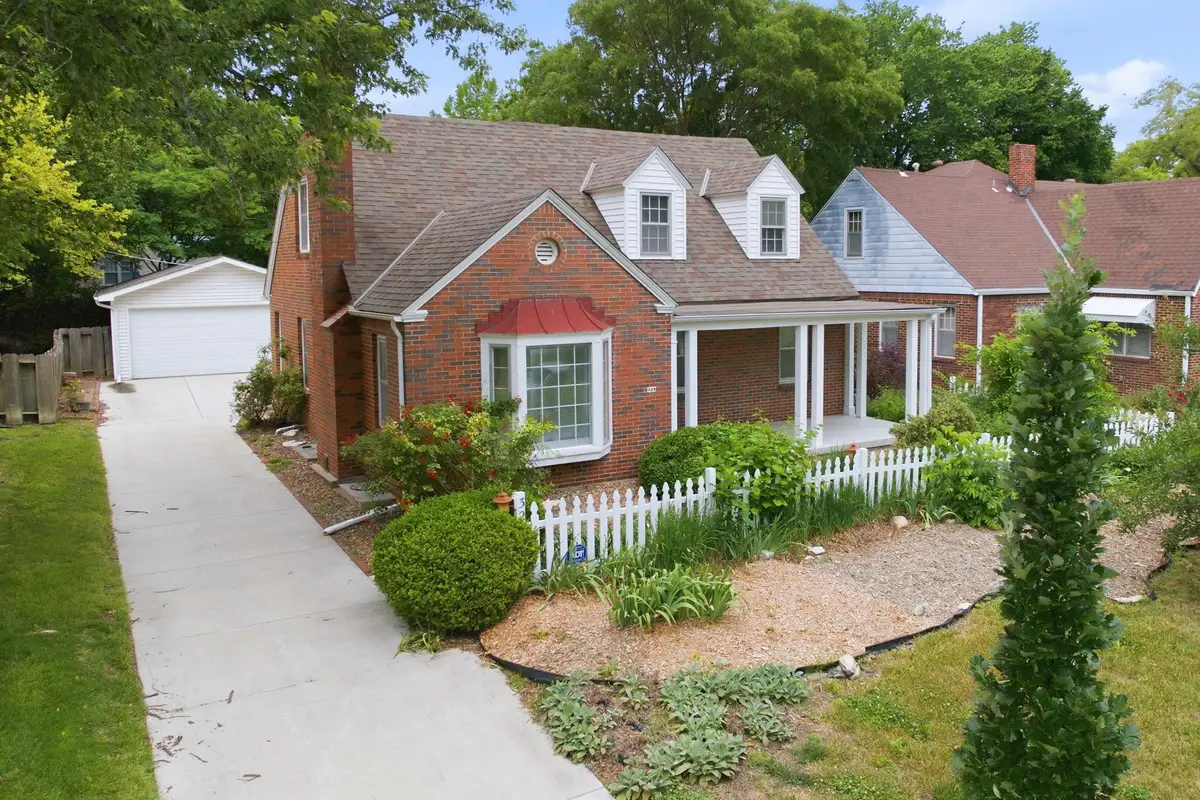 329 S Glendale Ave, Wichita, KS 67218 - #1