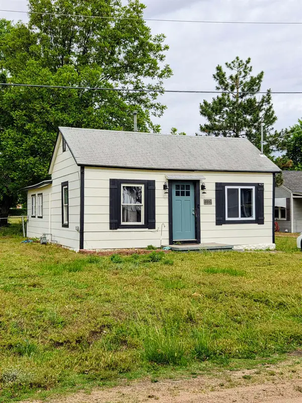 117 N Elm St, Goddard, KS 67052