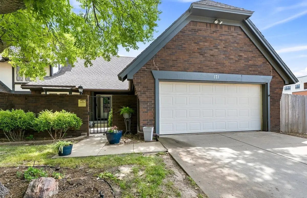 2025 N Broadmoor, Wichita, KS 67206 - #1