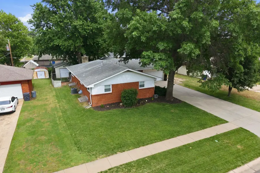 840 N Waddington Ave, Wichita, KS 67212 - #3