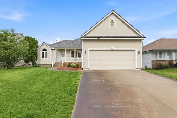 2209 N Sandplum Street, Sedgwick, KS 67205