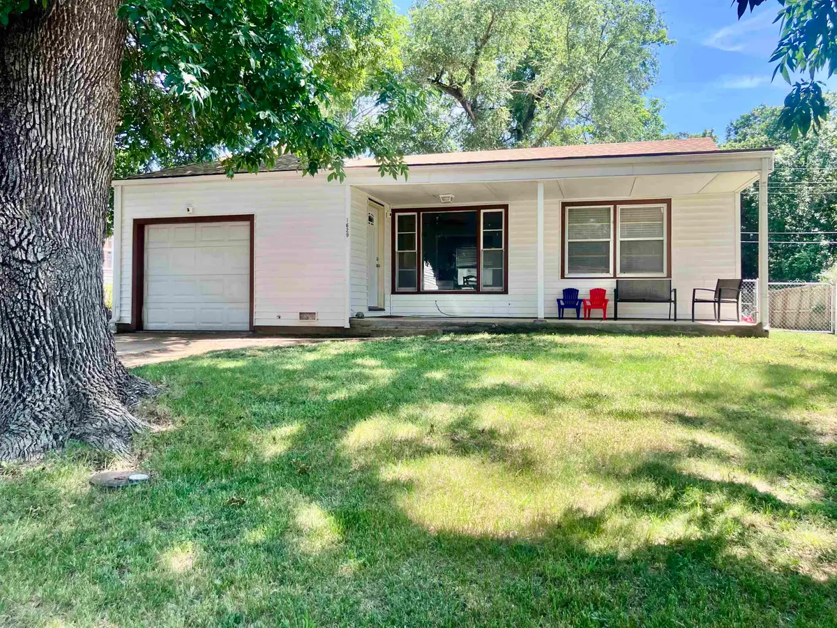 1629 E Gary St, Park City, KS 67219 - #1
