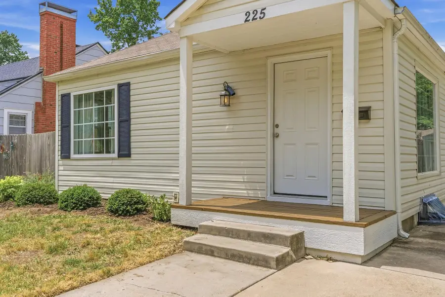 225 S Bleckley Dr, Wichita, KS 67218 - #3