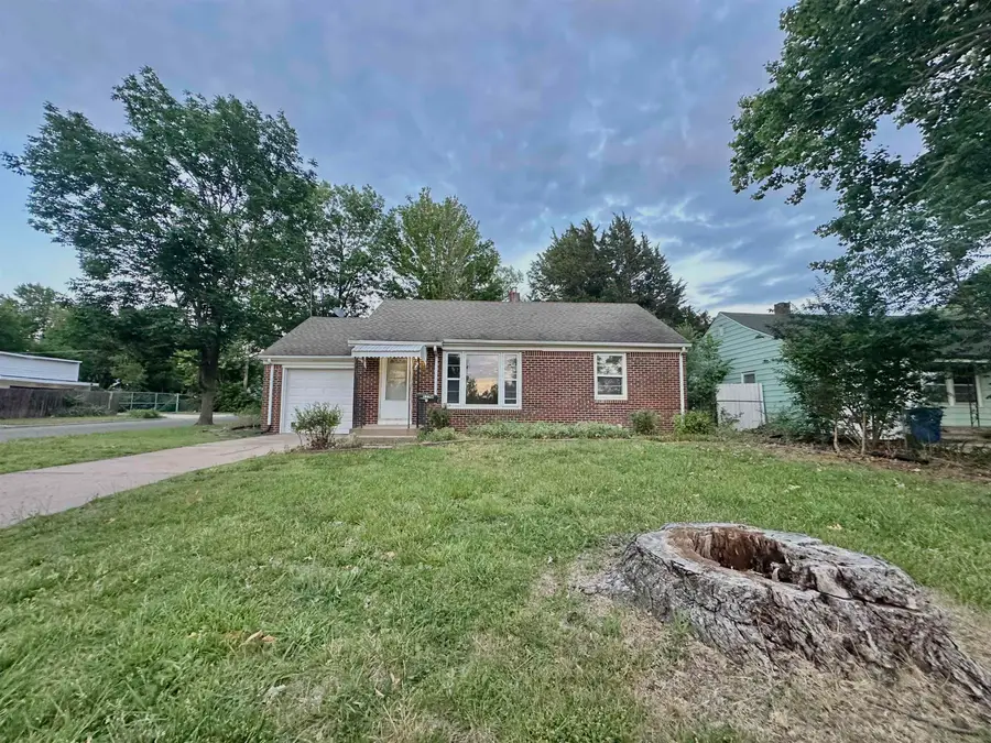 1158 N Crestway, Wichita, KS 67208 - #2
