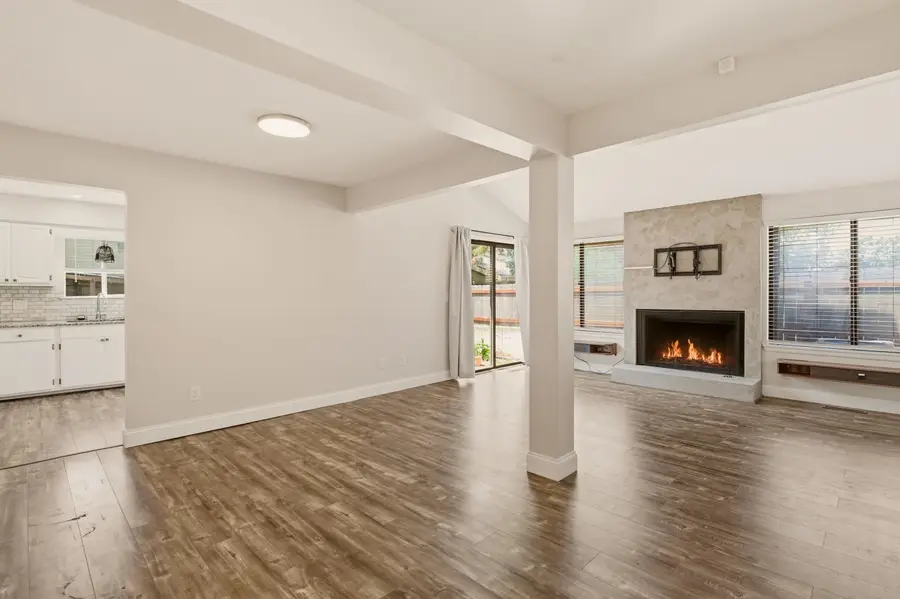 8201 E Harry St Apt 1001, Wichita, KS 67207 - #2