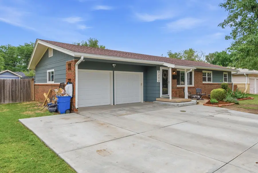 9200 W Bekemeyer Ln, Wichita, KS 67212 - #2