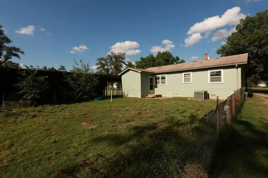 3229 N Salina Ave, Wichita, KS 67204 - #2