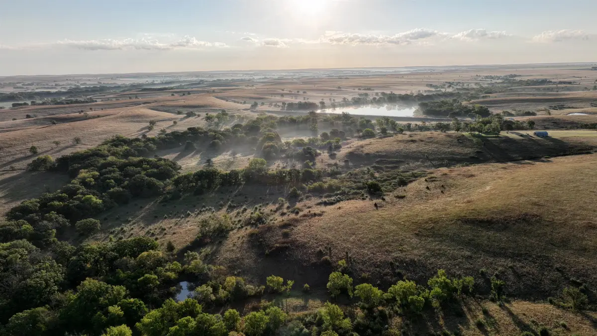 9236 SE Quivera Rd, Leon, KS 67074 - #1